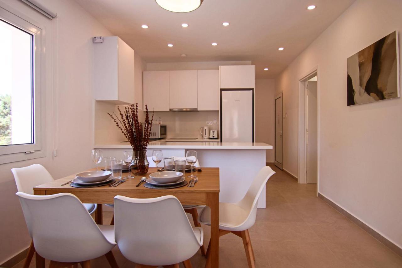 Appartamento Phaedrus Living Seaside Luxury Limnaria 172 Paphos Esterno foto