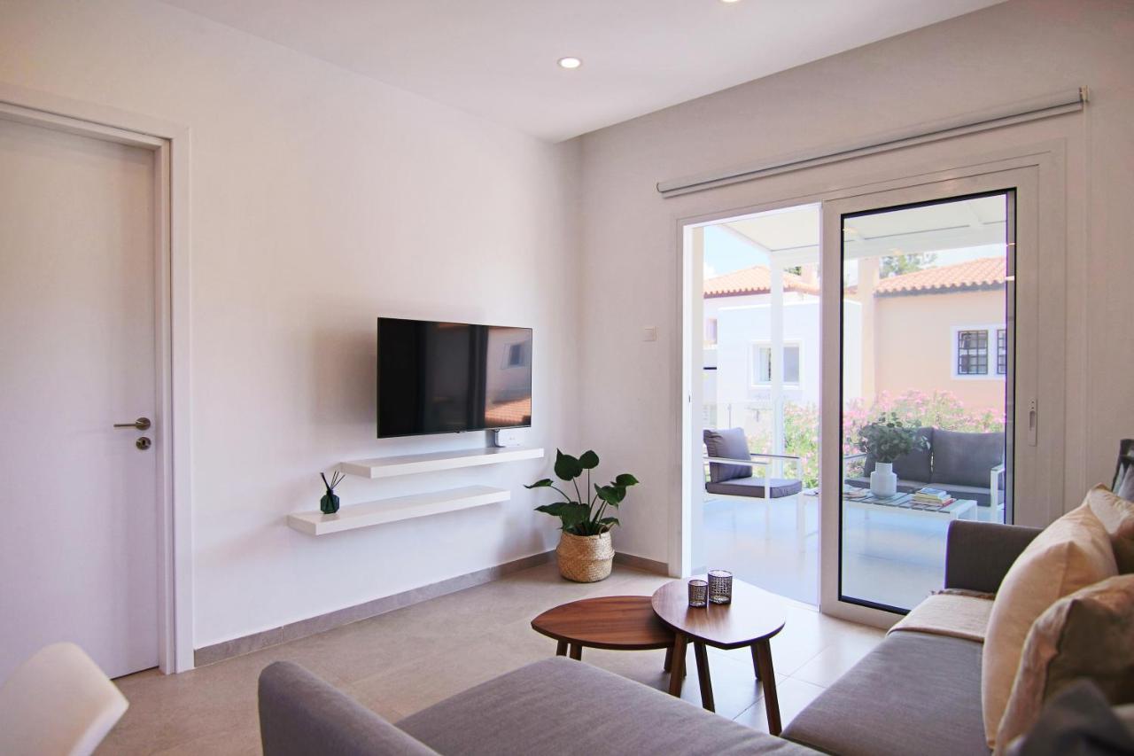 Appartamento Phaedrus Living Seaside Luxury Limnaria 172 Paphos Esterno foto