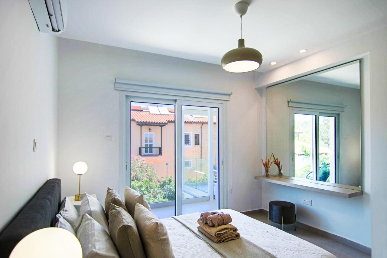 Appartamento Phaedrus Living Seaside Luxury Limnaria 172 Paphos Esterno foto